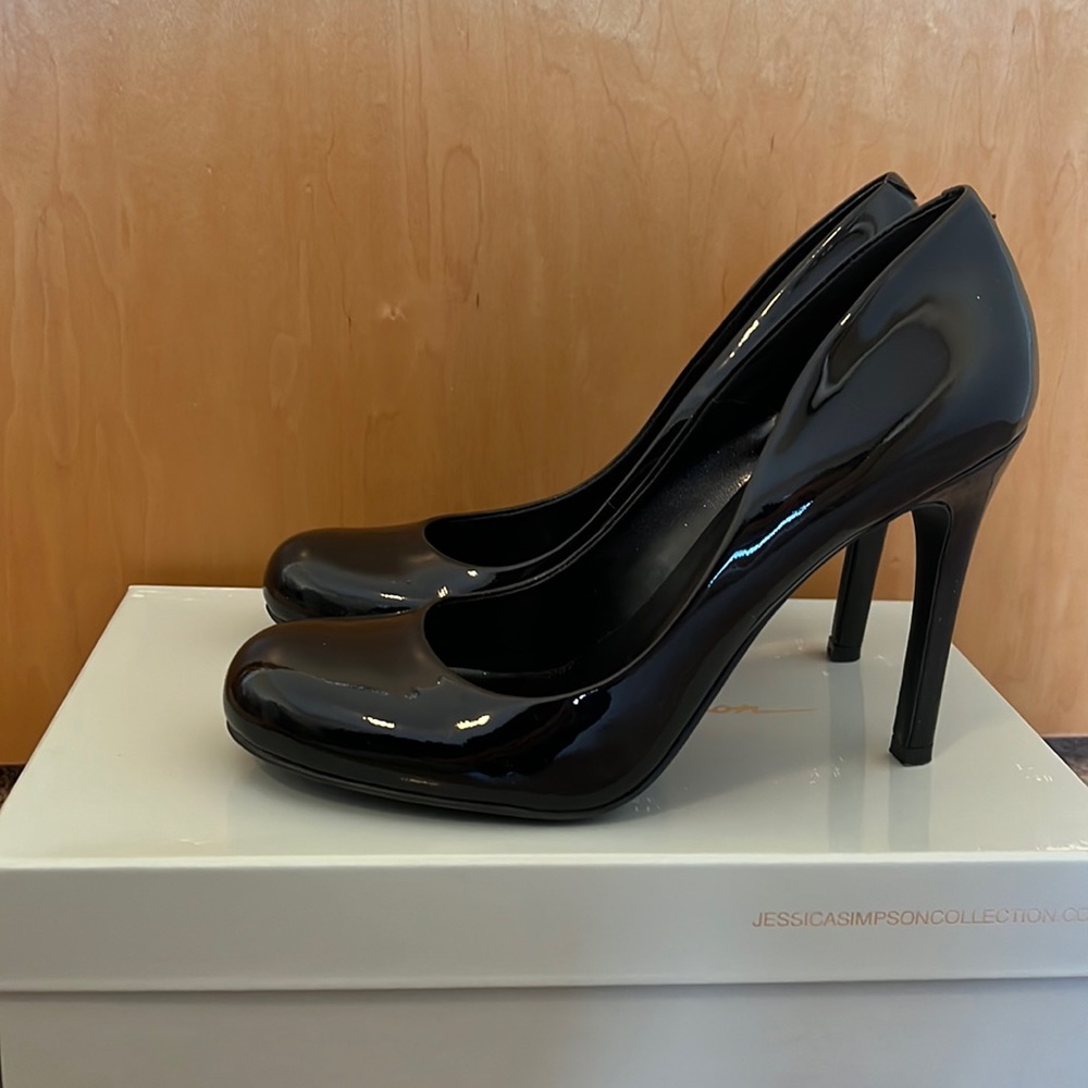 Jessica Simpson Calie Black Patent Leather Heels - size 8.5M